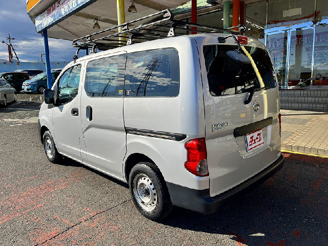 ＮＶ２００バネット