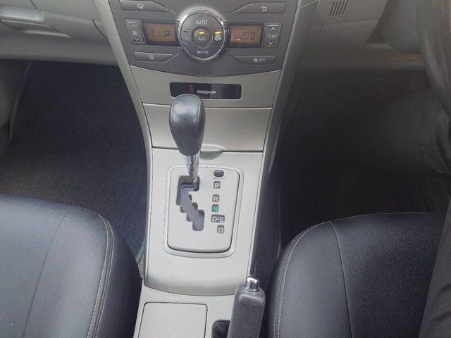 カローラアクシオ