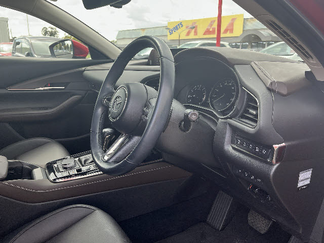 ＣＸ－３０