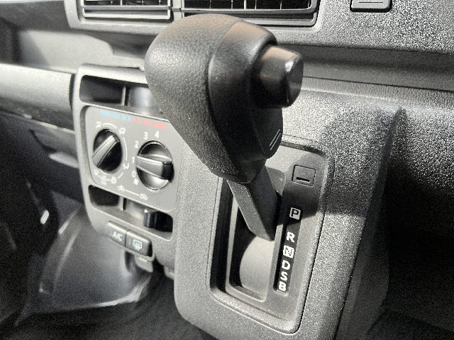 ハイゼットカーゴ