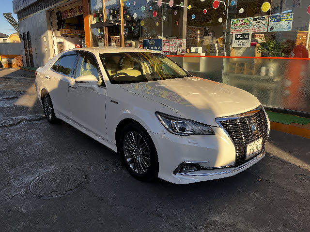 クラウンハイブリッド