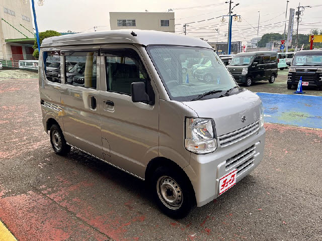 エブリー