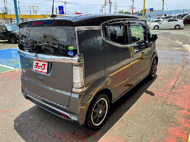Ｎ－ＢＯＸスラッシュ