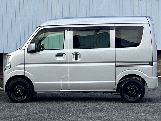 エブリー