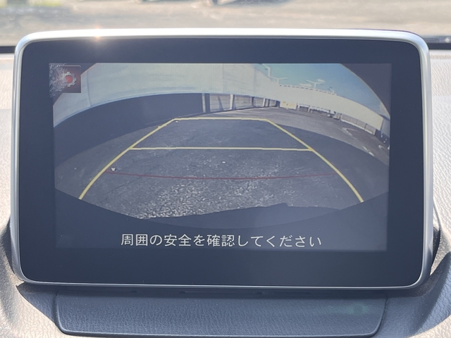 デミオ