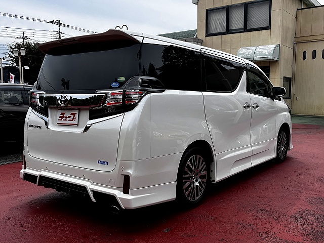 ヴェルファイア