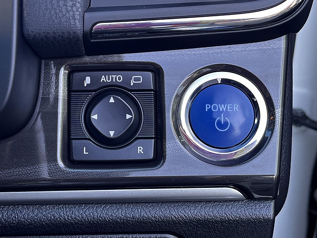 クラウンハイブリッド