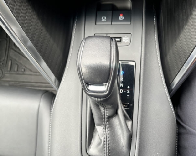 ハリアーハイブリッド