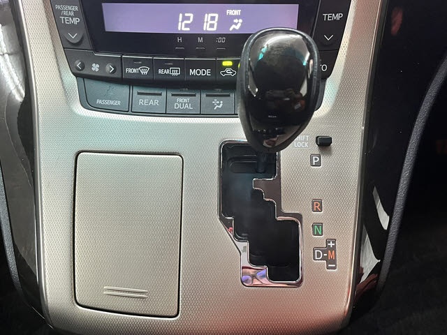 ヴェルファイア