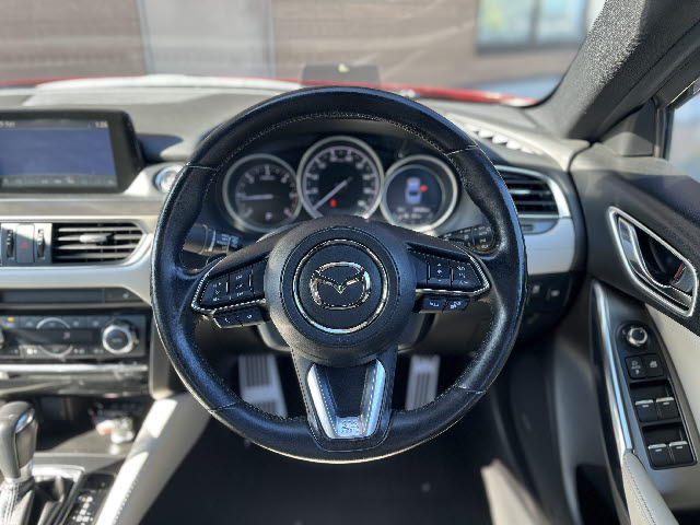 アテンザセダン