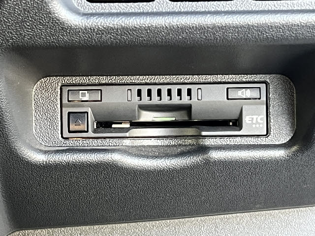 ハイエースバン