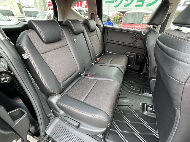 フリードプラス