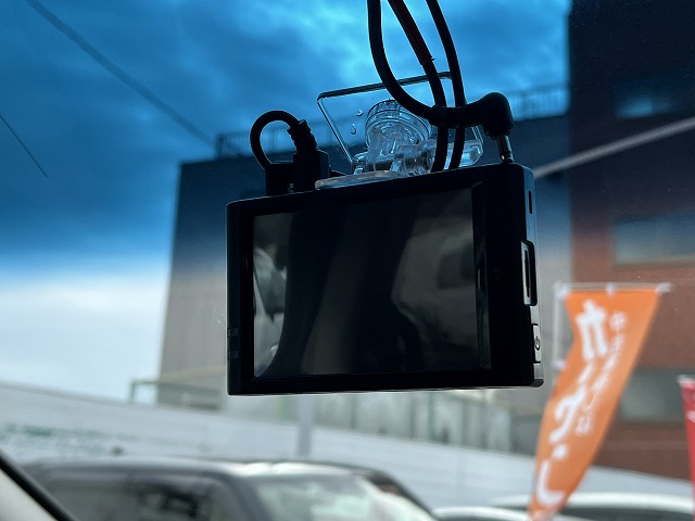 フリードプラス