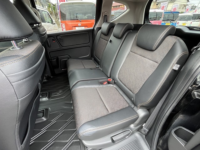 フリードプラス