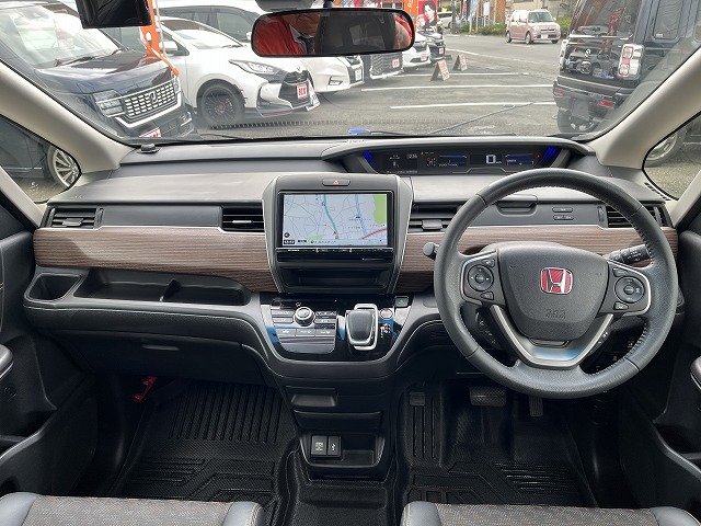 フリードプラス