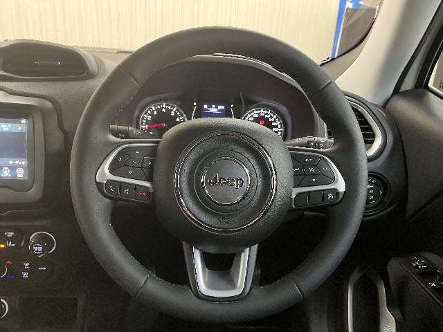 ジープレネゲード