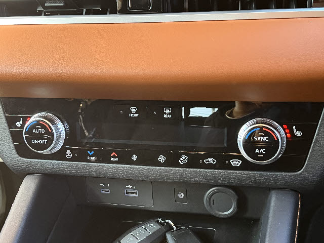 アウトランダーPHEV