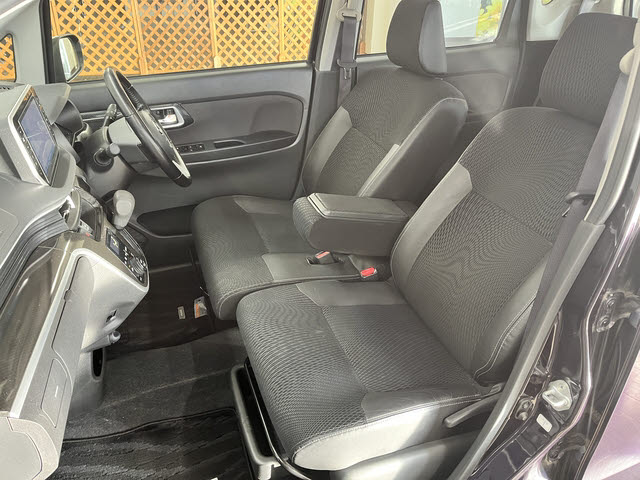 ムーヴカスタム