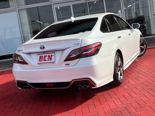 クラウンハイブリッド