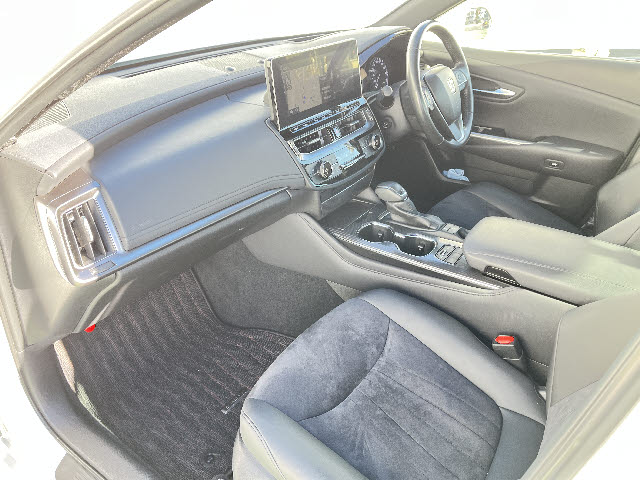 クラウンハイブリッド