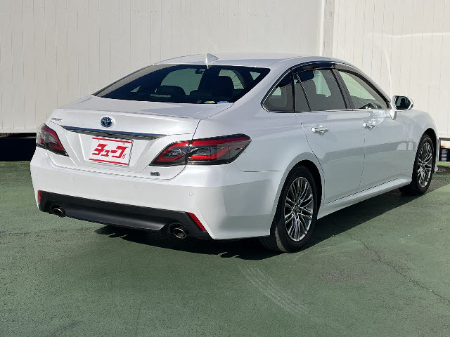 クラウンハイブリッド