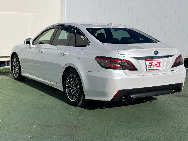 クラウンハイブリッド