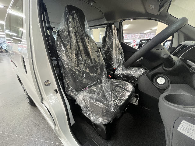 ＮＶ２００バネット