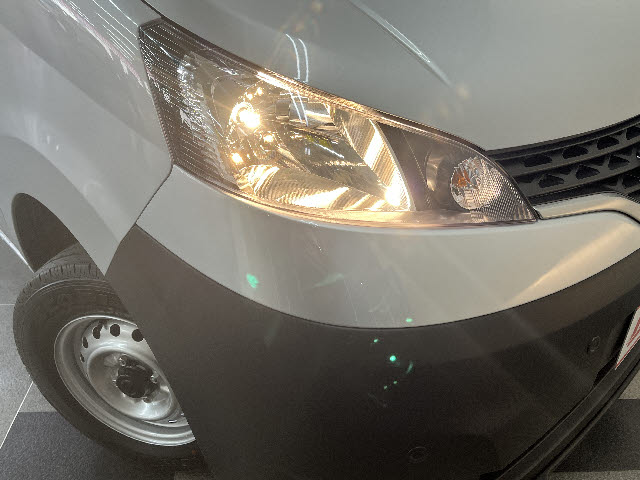 ＮＶ２００バネット