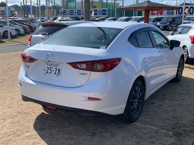 アクセラセダン