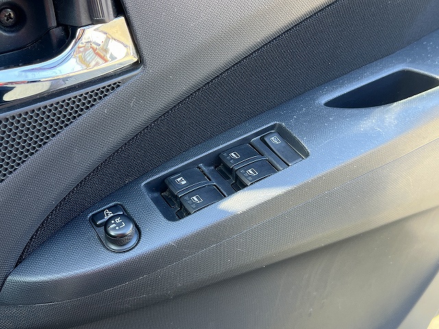 ムーヴカスタム