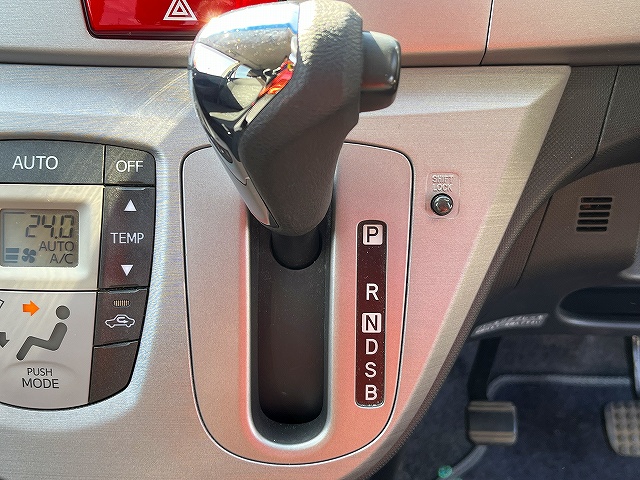 ムーヴカスタム