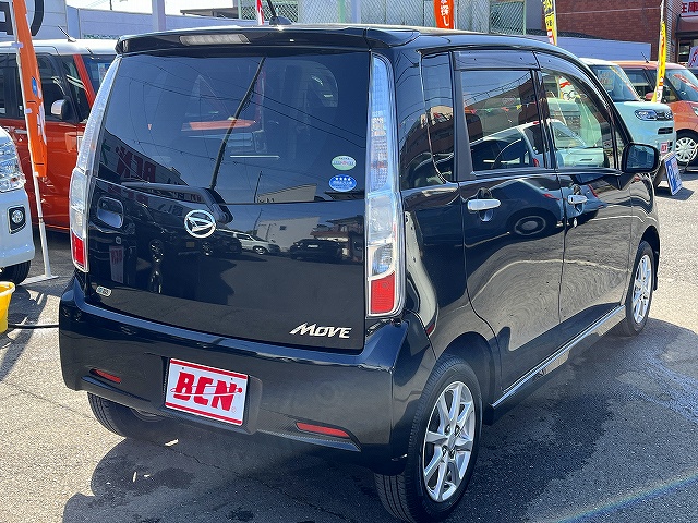 ムーヴカスタム