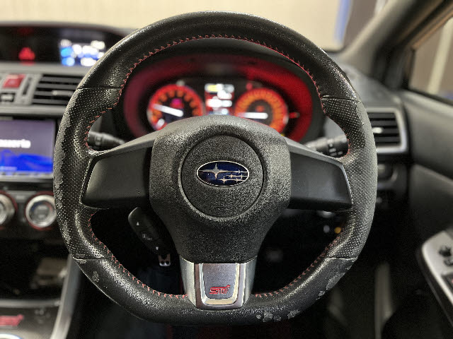 ＷＲＸ＿ＳＴＩ＿革シート＿ＳＤナビ＿ＬＥＤライト＿６速ＭＴ