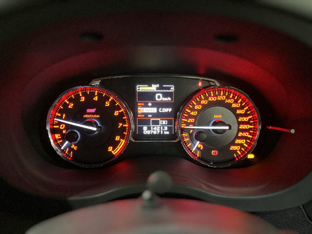 ＷＲＸ＿ＳＴＩ＿革シート＿ＳＤナビ＿ＬＥＤライト＿６速ＭＴ