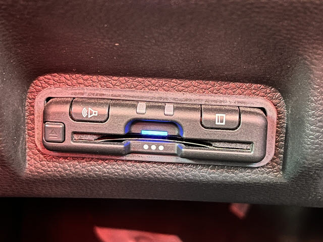 ヴェゼル_EHEVZ_AW_クルコン_CMBS_バックカメラ_LKAS