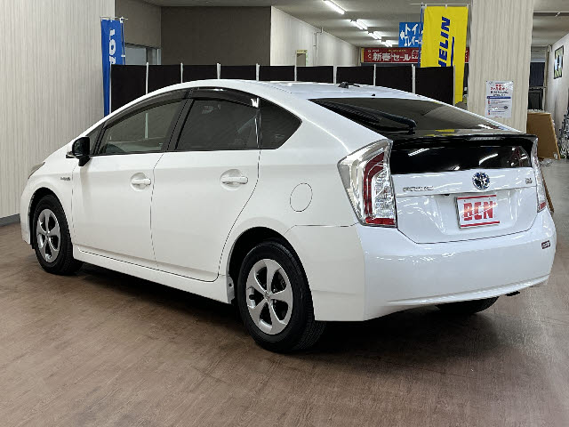 プリウス