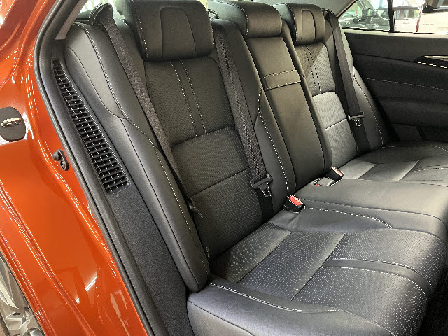 クラウンハイブリッド