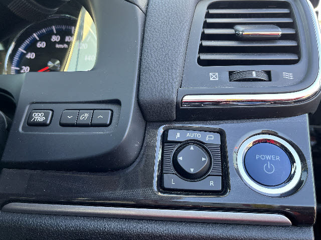 クラウンハイブリッド