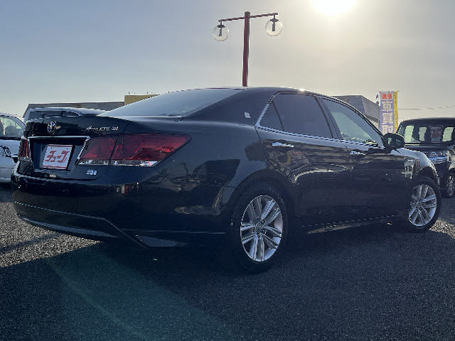 クラウンハイブリッド