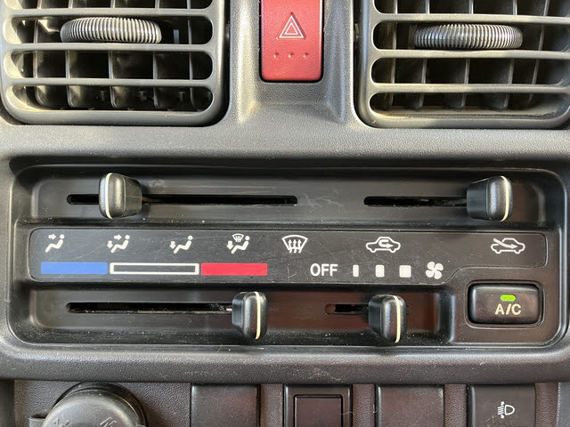 キャリイトラック