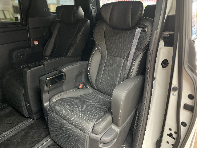 アルファードハイブリッド