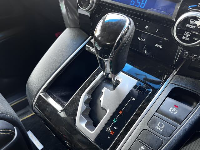 ヴェルファイア