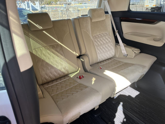 ヴェルファイア