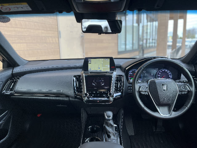 クラウンハイブリッド