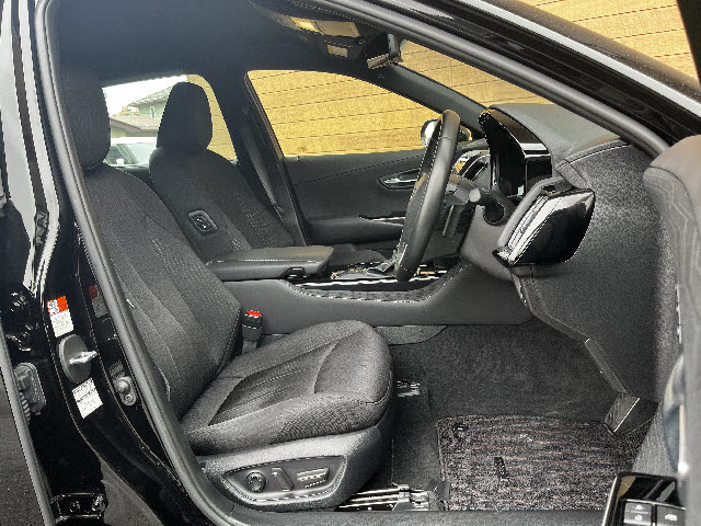 クラウンハイブリッド