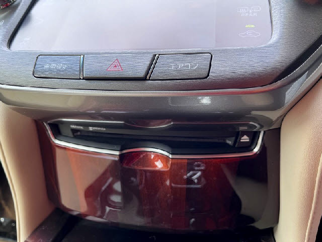 クラウンハイブリッド