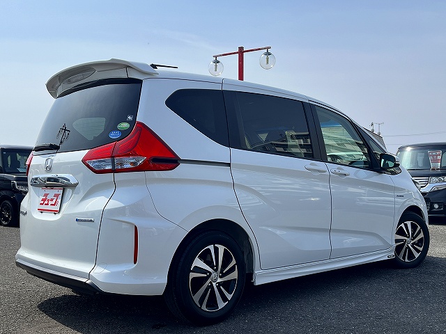 フリードプラス