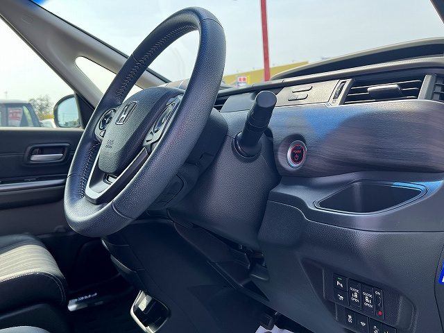 フリードプラス