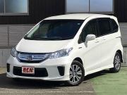 フリード…