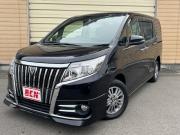 エスクァイア…